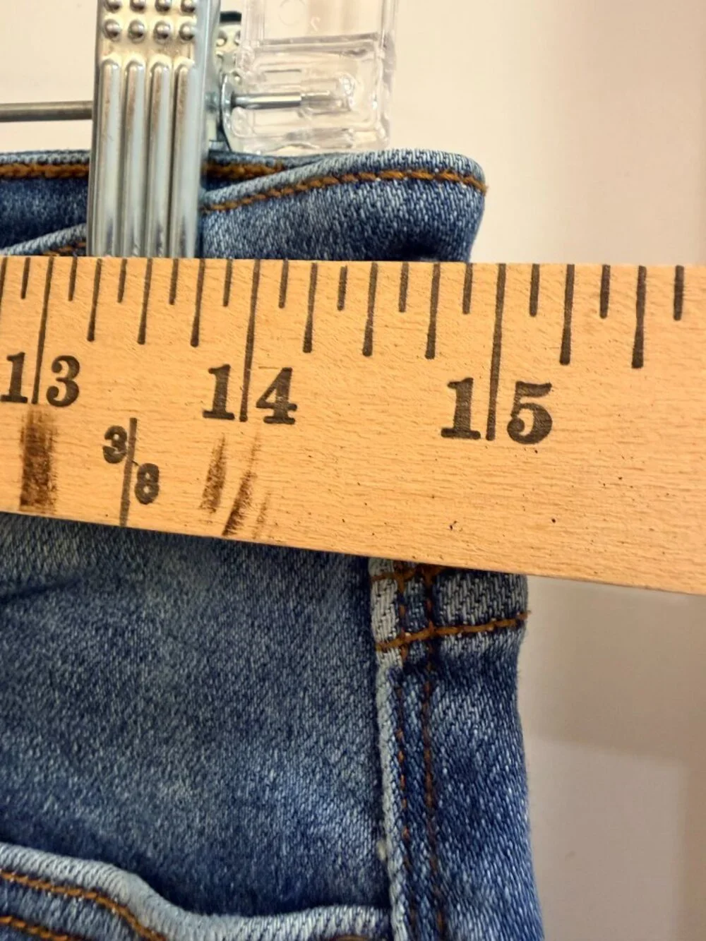 Judy Blue Distressed Raw Hem Bermuda Shorts M JB15280